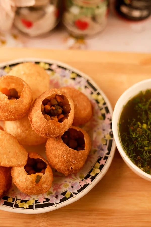 Best Places for Pani Puri in Dubai